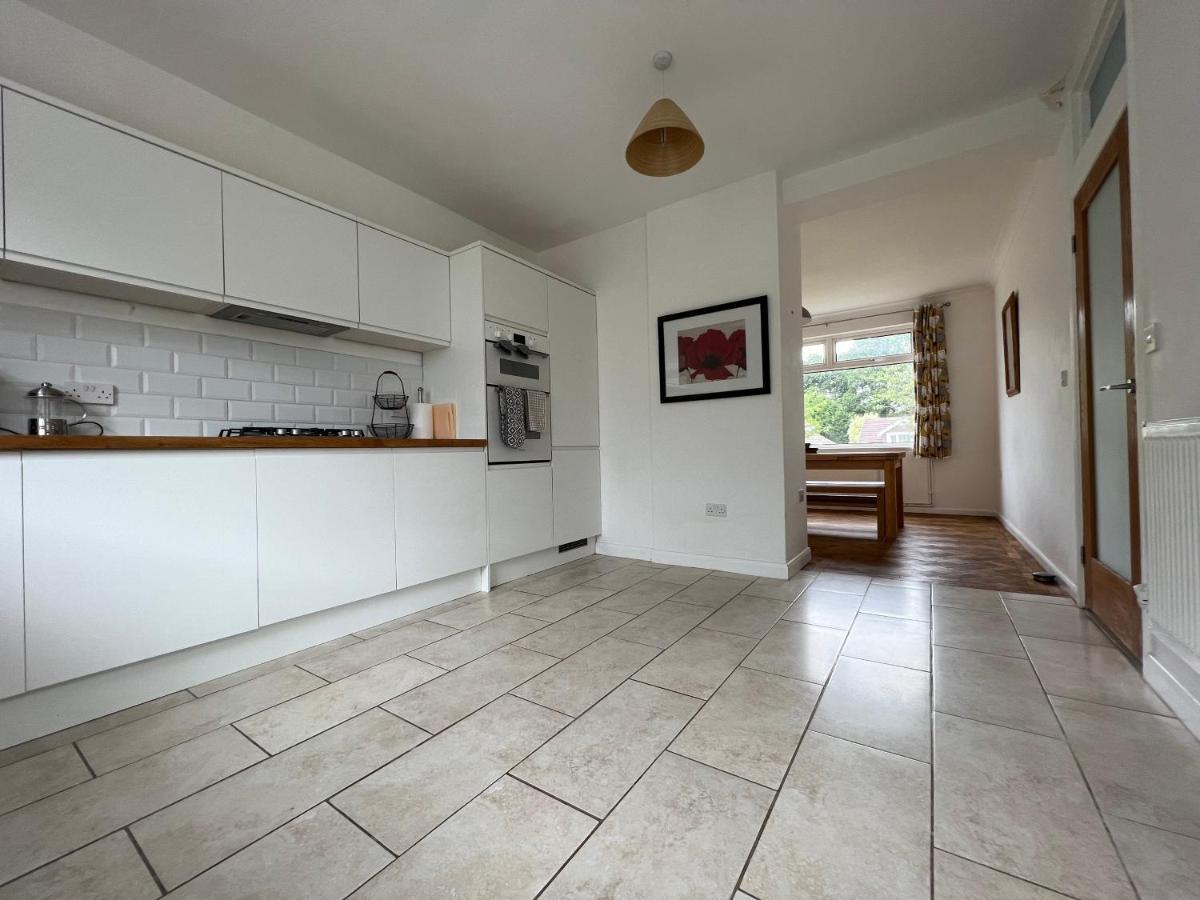 Gower Getaway - Parking & Ensuite Swansea Exterior foto