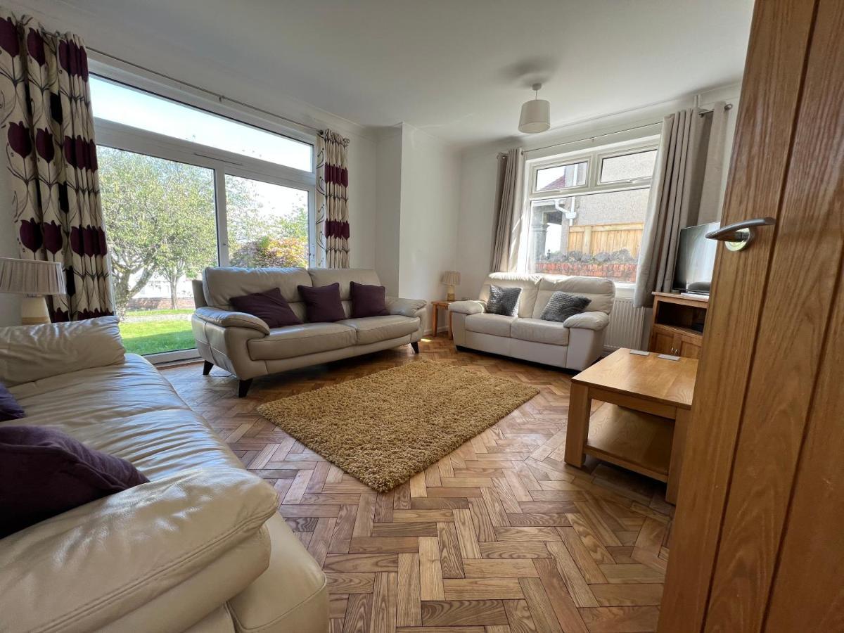 Gower Getaway - Parking & Ensuite Swansea Exterior foto